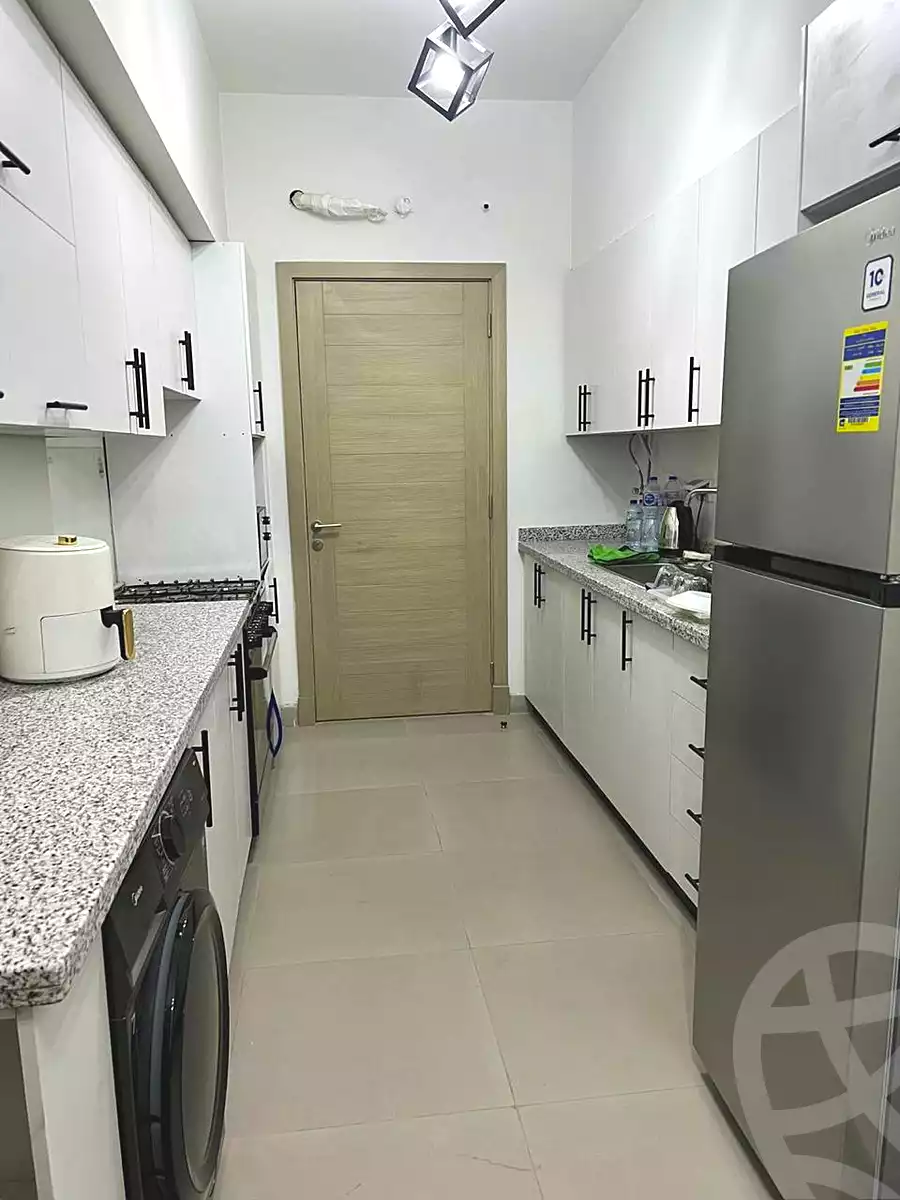 https://aqarmap.com.eg/ar/listing/7135190-for-rent-cairo-new-cairo-compounds-mivida-avenues-residence-mivida