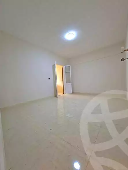 https://aqarmap.com.eg/ar/listing/7135221-for-sale-alexandria-el-asafra-l-sfr-bhry