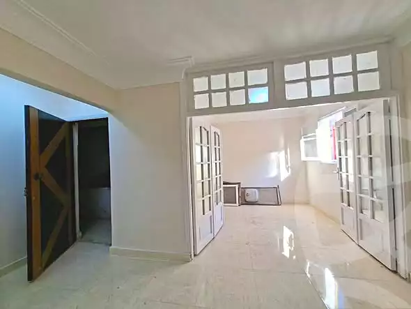 https://aqarmap.com.eg/ar/listing/7135221-for-sale-alexandria-el-asafra-l-sfr-bhry