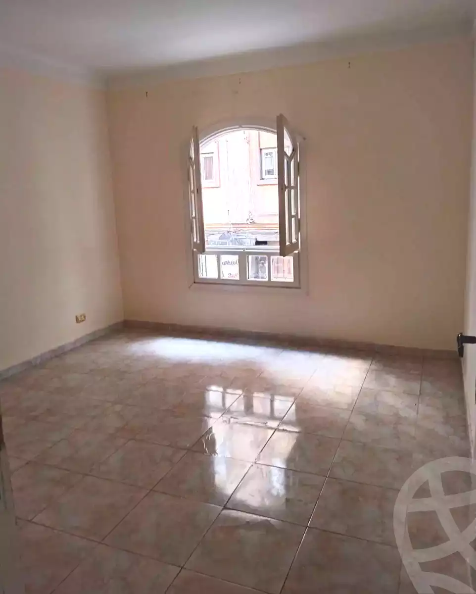 https://aqarmap.com.eg/ar/listing/7135387-for-rent-alexandria-sydy-bshr-sydy-bshr-bhry