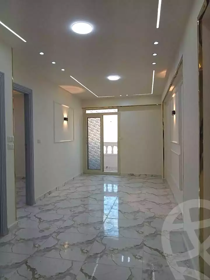 https://aqarmap.com.eg/ar/listing/7135512-for-sale-alexandria-sydy-bshr-shr-mlk-hfny