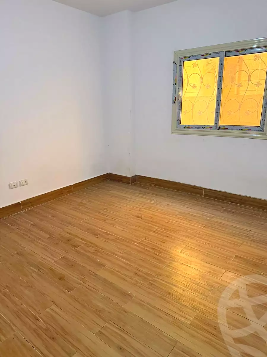 https://aqarmap.com.eg/ar/listing/7135898-for-sale-cairo-el-shorouk-lhy-lthmn-neighbourhood-1