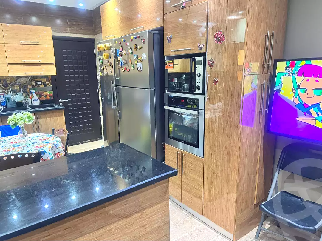 https://aqarmap.com.eg/ar/listing/7136265-for-sale-cairo-new-cairo-gharb-arabila-doctor-hani-maher-st