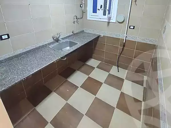 https://aqarmap.com.eg/en/listing/7136844-for-sale-alexandria-el-asafra-ahmed-tiesser-st