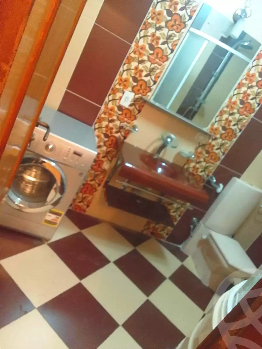 https://aqarmap.com.eg/en/listing/7137426-for-sale-cairo-helwan-helwan-el-sharkeya-ryad-pasha-st