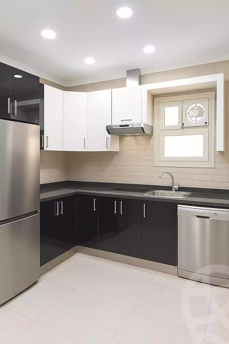 https://aqarmap.com.eg/ar/listing/7137468-for-sale-cairo-new-cairo-compounds-jyd