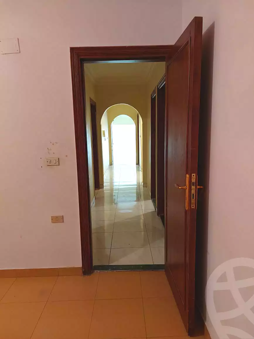 https://aqarmap.com.eg/ar/listing/7137977-for-sale-cairo-6th-of-october-el-ahyaa-neighborhood-2nd-el-saadany-st