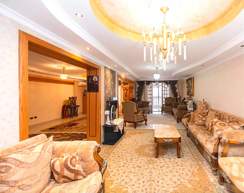https://aqarmap.com.eg/ar/listing/7138296-for-sale-alexandria-sydy-bshr-sydy-bshr-bhry-khalil-hamada-st