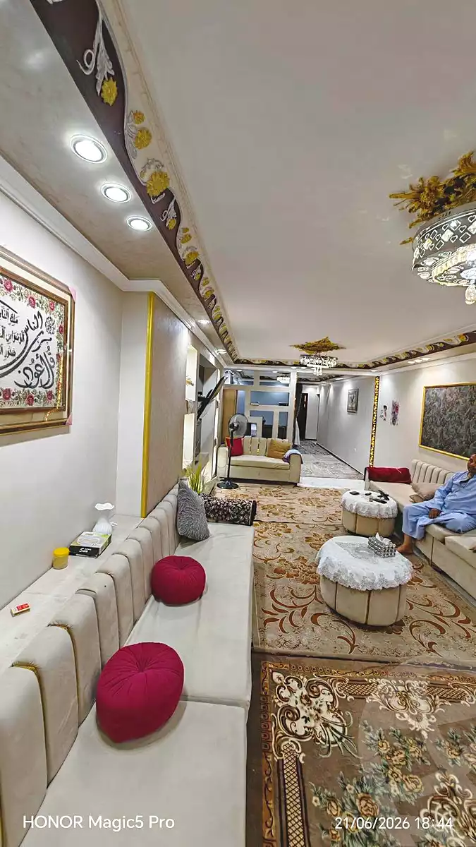 https://aqarmap.com.eg/ar/listing/7138495-for-sale-cairo-helwan-helwan-el-sharkeya-abd-el-rahman-pasha-st