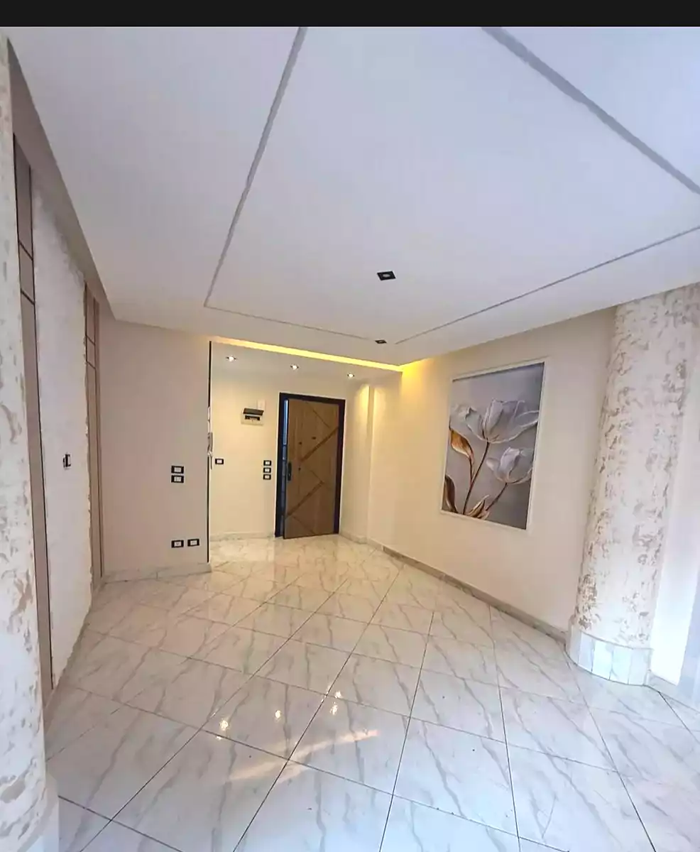 https://aqarmap.com.eg/ar/listing/7138594-for-sale-alexandria-sydy-bshr-sydy-bshr-bhry