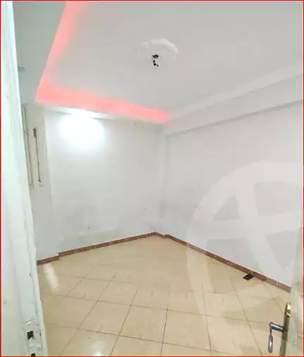 https://aqarmap.com.eg/ar/listing/7139050-for-sale-alexandria-lsywf-el-falki