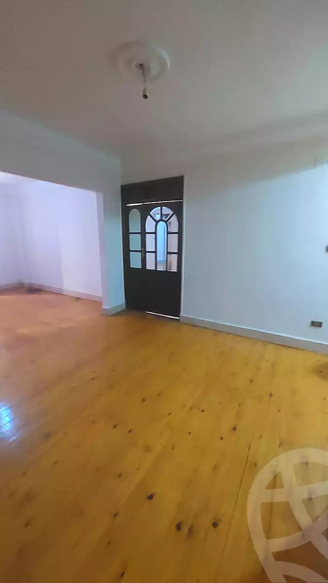 https://aqarmap.com.eg/ar/listing/7139152-for-rent-alexandria-miami-shr-jml-bd-lnsr
