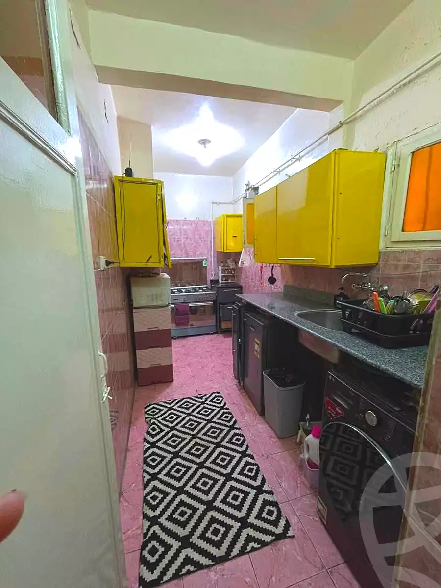 https://aqarmap.com.eg/en/listing/7139444-for-sale-cairo-helwan-helwan-el-sharkeya-ryad-pasha-st