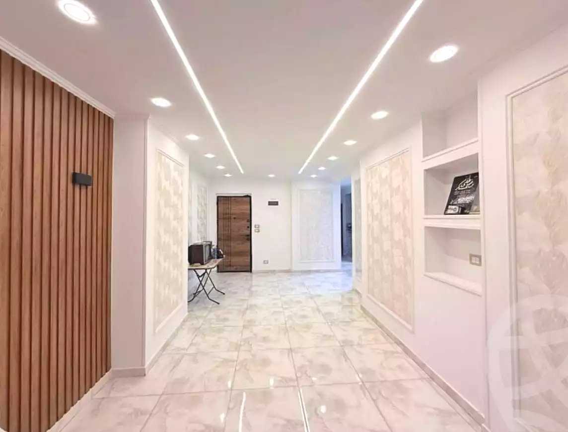 https://aqarmap.com.eg/en/listing/7139505-for-sale-alexandria-el-mandara