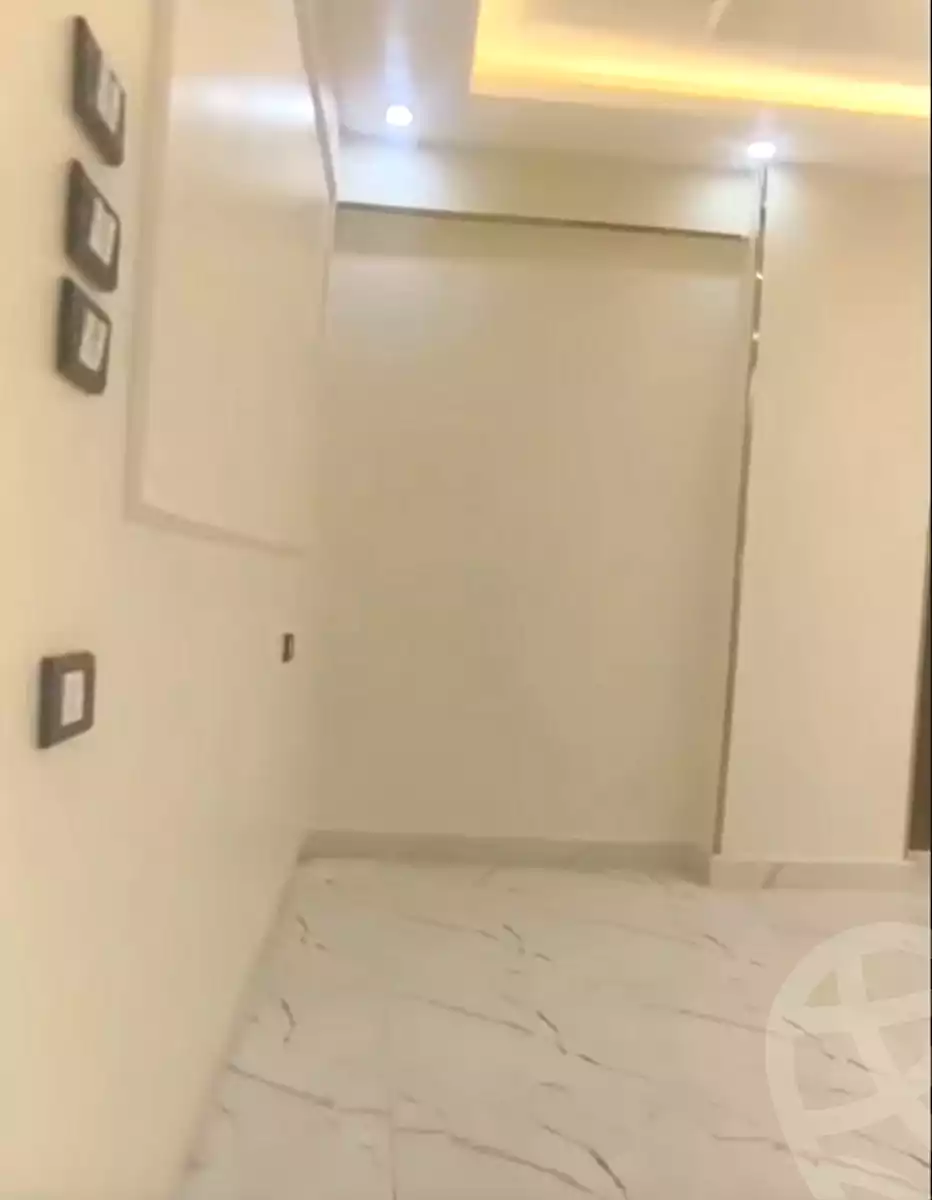 https://aqarmap.com.eg/ar/listing/7139532-for-sale-cairo-elnozha-Streettt-27