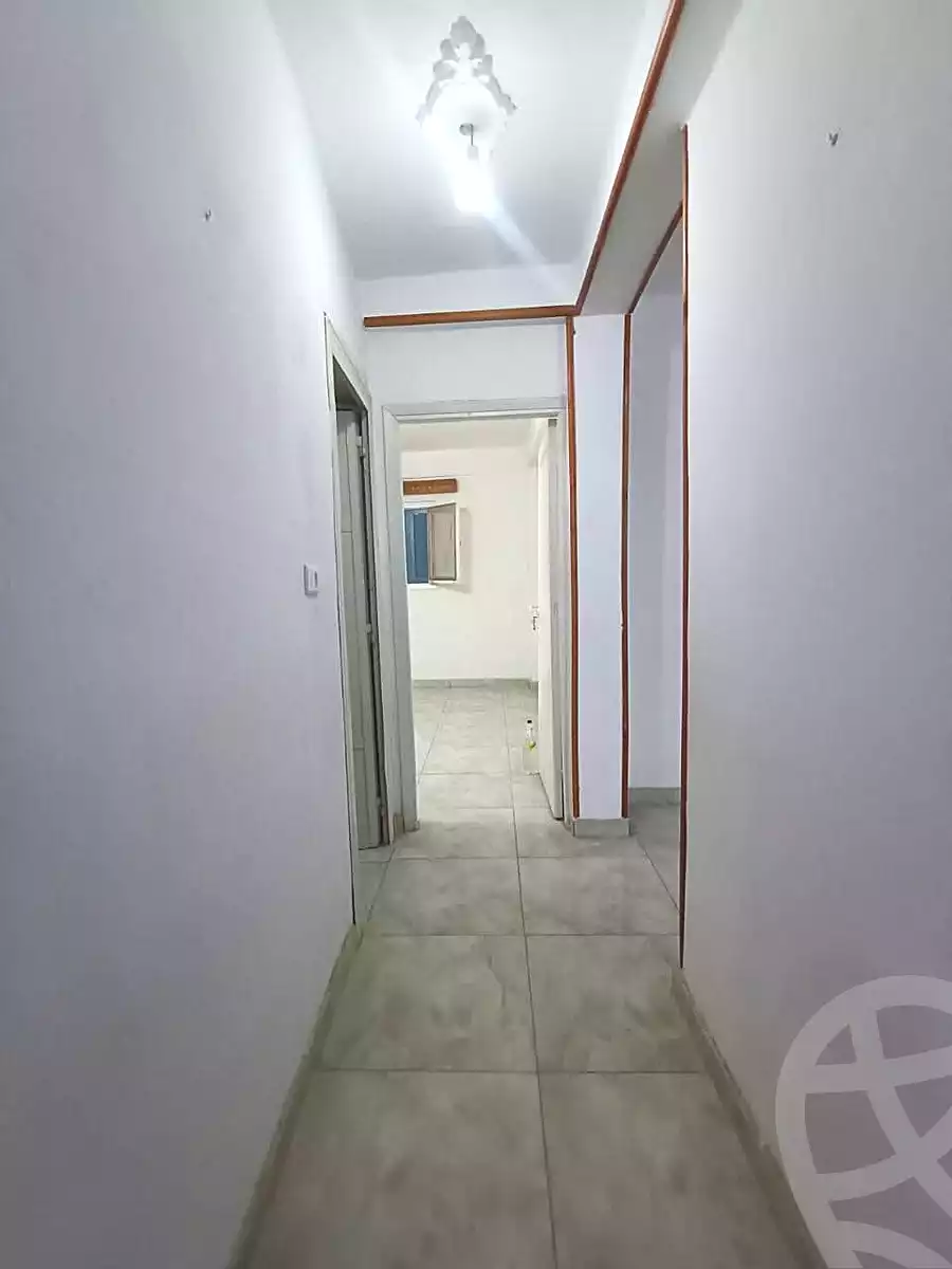 https://aqarmap.com.eg/ar/listing/7139714-for-rent-alexandria-al-agamy-lbytsh-al-samalehy-1-st