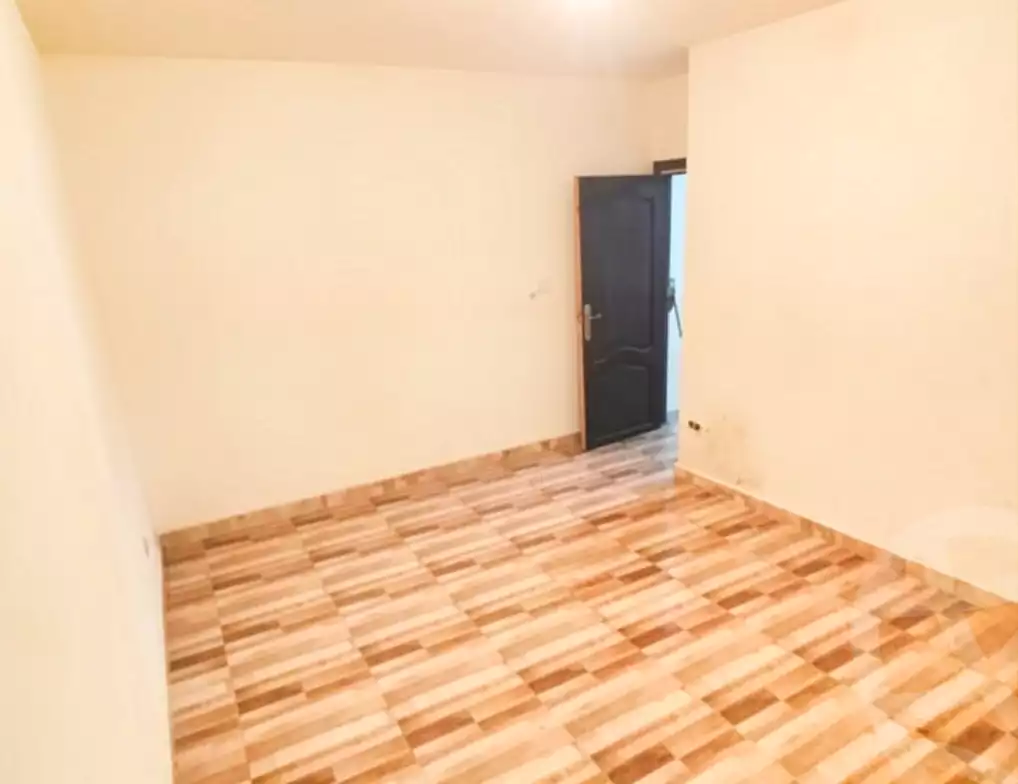 https://aqarmap.com.eg/ar/listing/7140101-for-sale-alexandria-moharram-bey