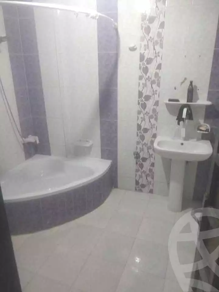 https://aqarmap.com.eg/ar/listing/7140119-for-sale-alexandria-al-agamy-lbytsh-bianchiii