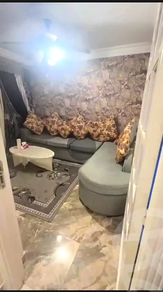 https://aqarmap.com.eg/ar/listing/7140587-for-sale-alexandria-sydy-bshr-sydy-bshr-bhry-shr-khld-bn-lwlyd