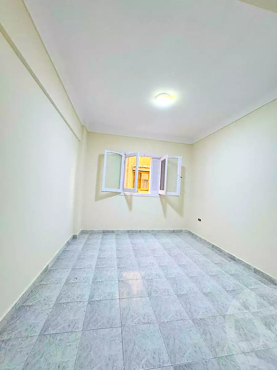 https://aqarmap.com.eg/ar/listing/7140615-for-sale-alexandria-al-agamy-shataa-el-nakheel