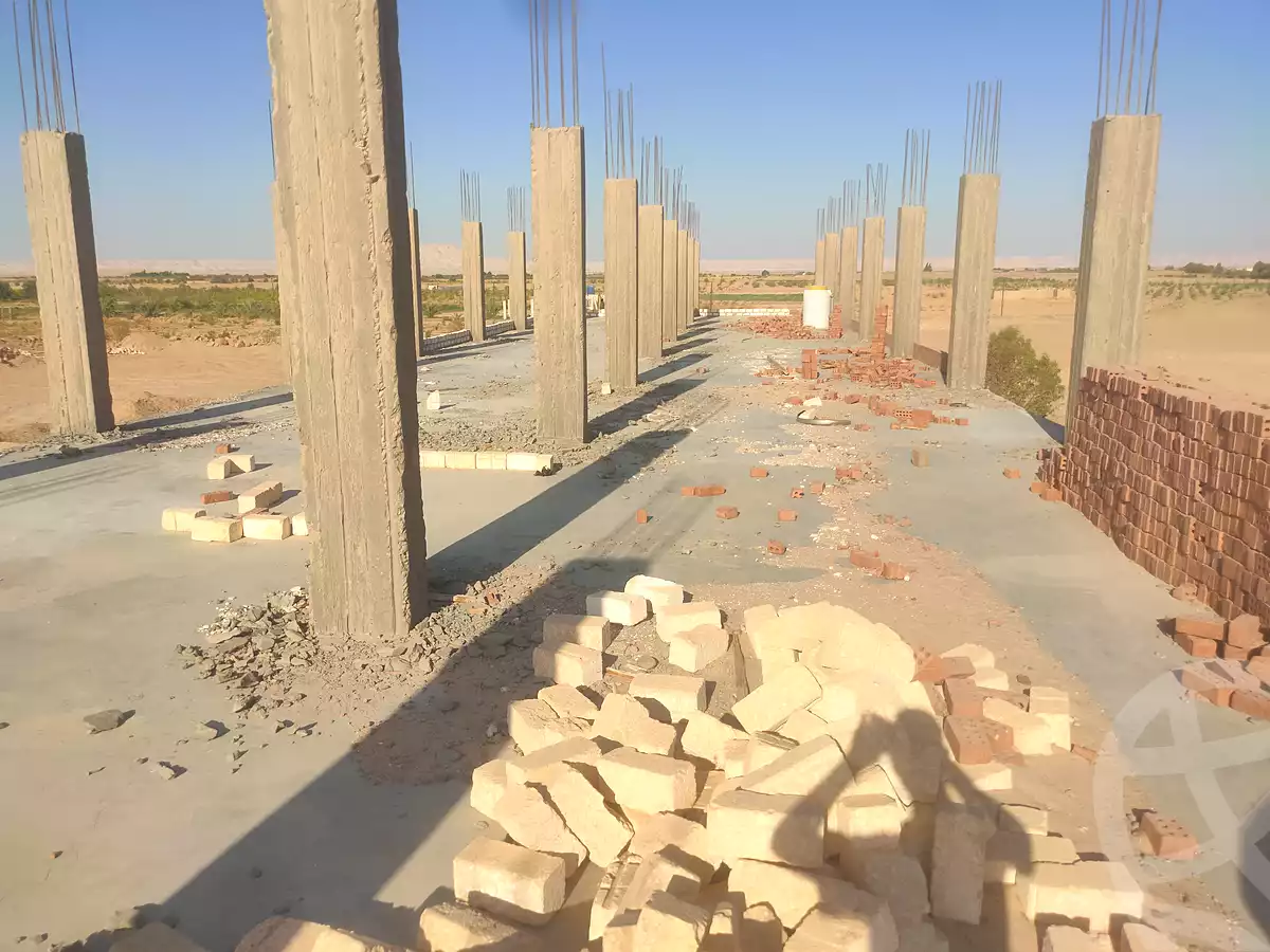 https://aqarmap.com.eg/ar/listing/7140650-for-sale-new-valley-kharga-oasis-qret-el-sherka