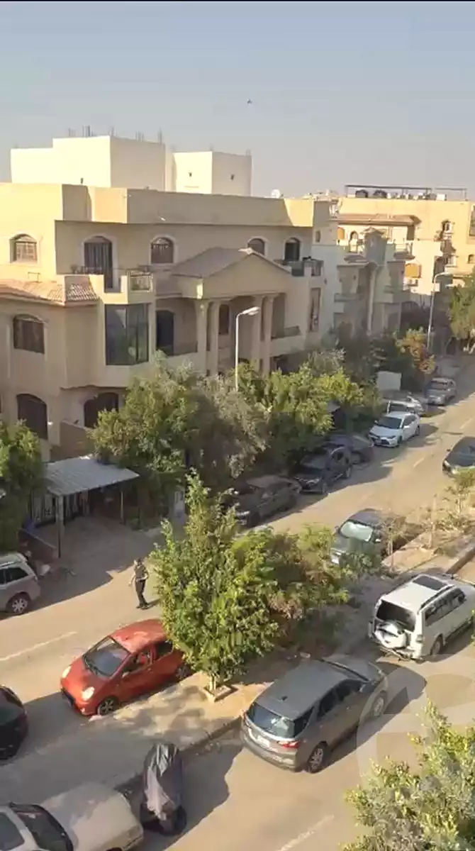 https://aqarmap.com.eg/ar/listing/7140663-for-rent-cairo-new-cairo-first-settlement-neighborhood-12-adel-khairy-st