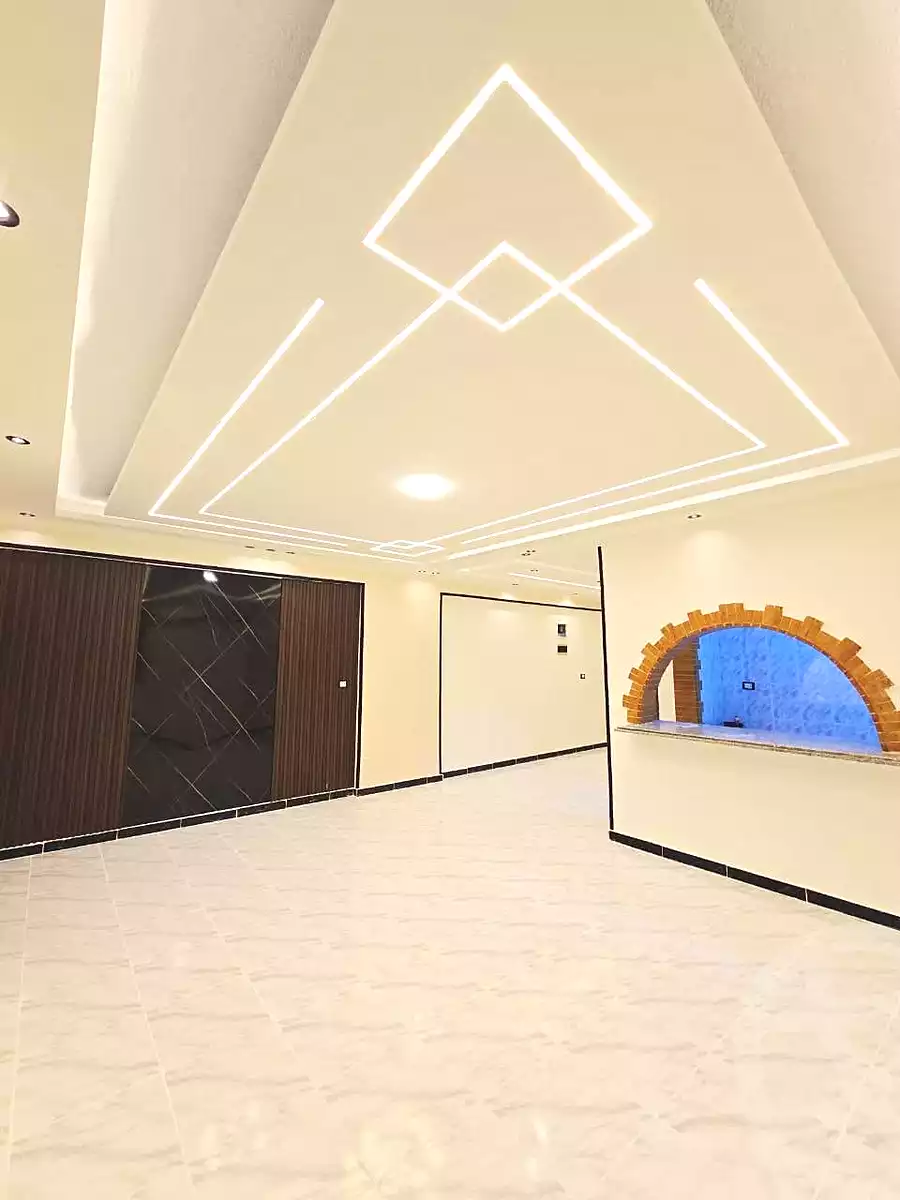 https://aqarmap.com.eg/ar/listing/7140688-for-sale-alexandria-al-agamy-shataa-el-nakheel-street-63