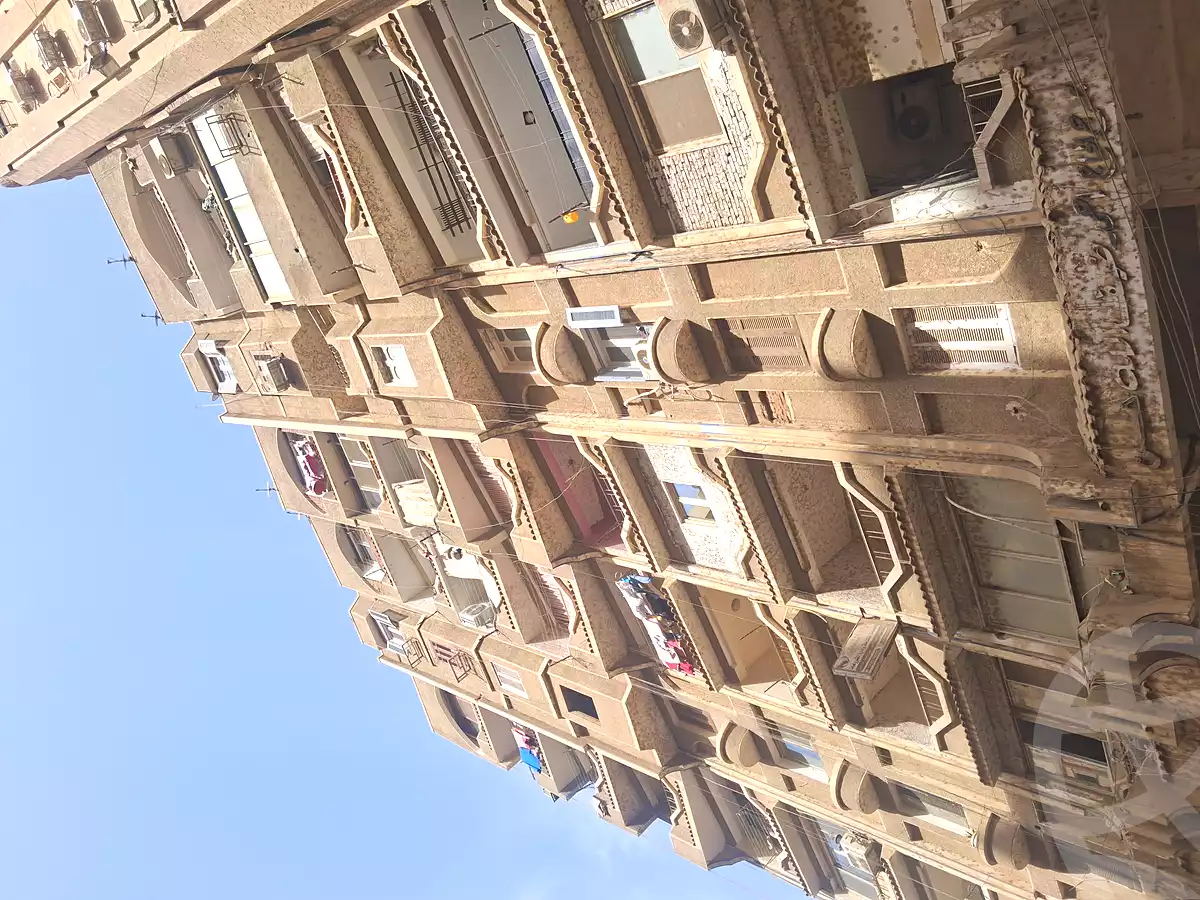 https://aqarmap.com.eg/ar/listing/7140777-for-sale-sohag-sohag-city-el-gomhorya-st