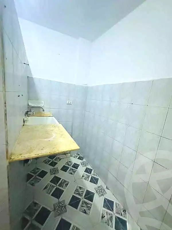 https://aqarmap.com.eg/ar/listing/7140816-for-sale-alexandria-lsywf-el-falki