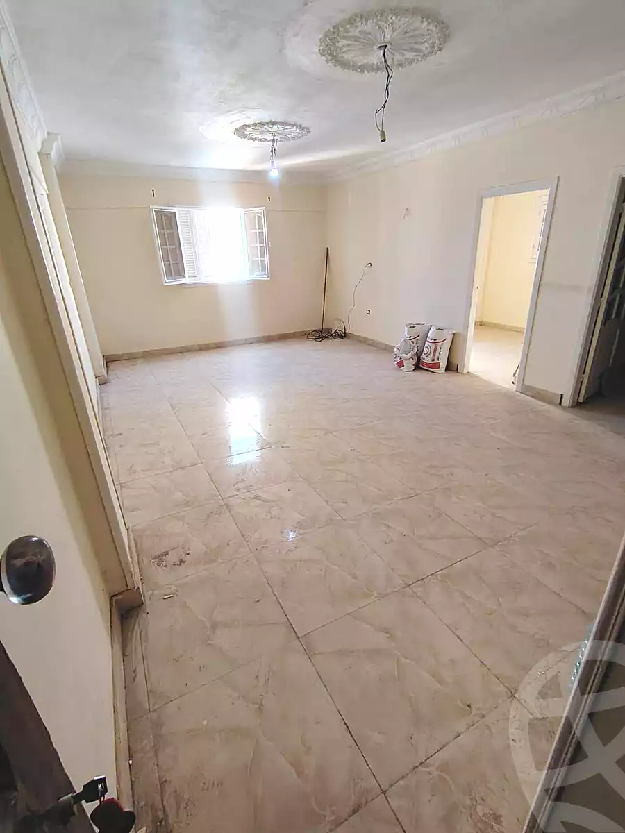 https://aqarmap.com.eg/ar/listing/7140823-for-sale-alexandria-lsywf-el-falki