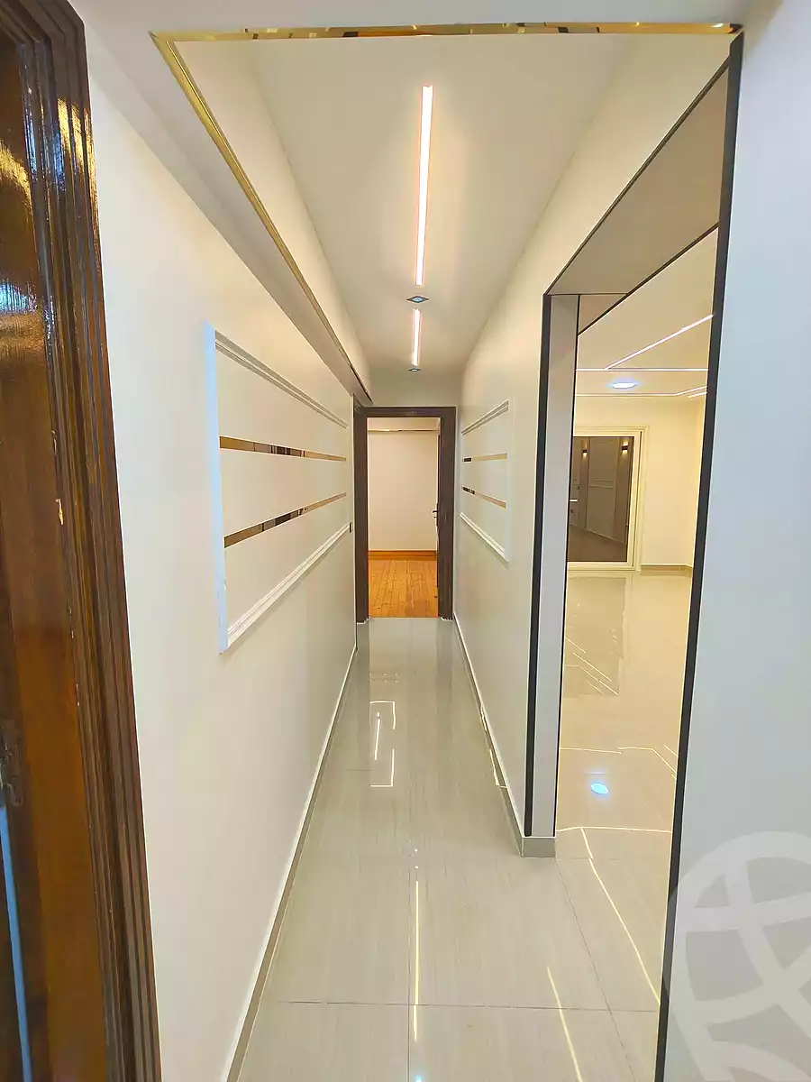 https://aqarmap.com.eg/ar/listing/7140829-for-sale-alexandria-sydy-bshr-sydy-bshr-bhry-shr-mhmwd-l-yswy