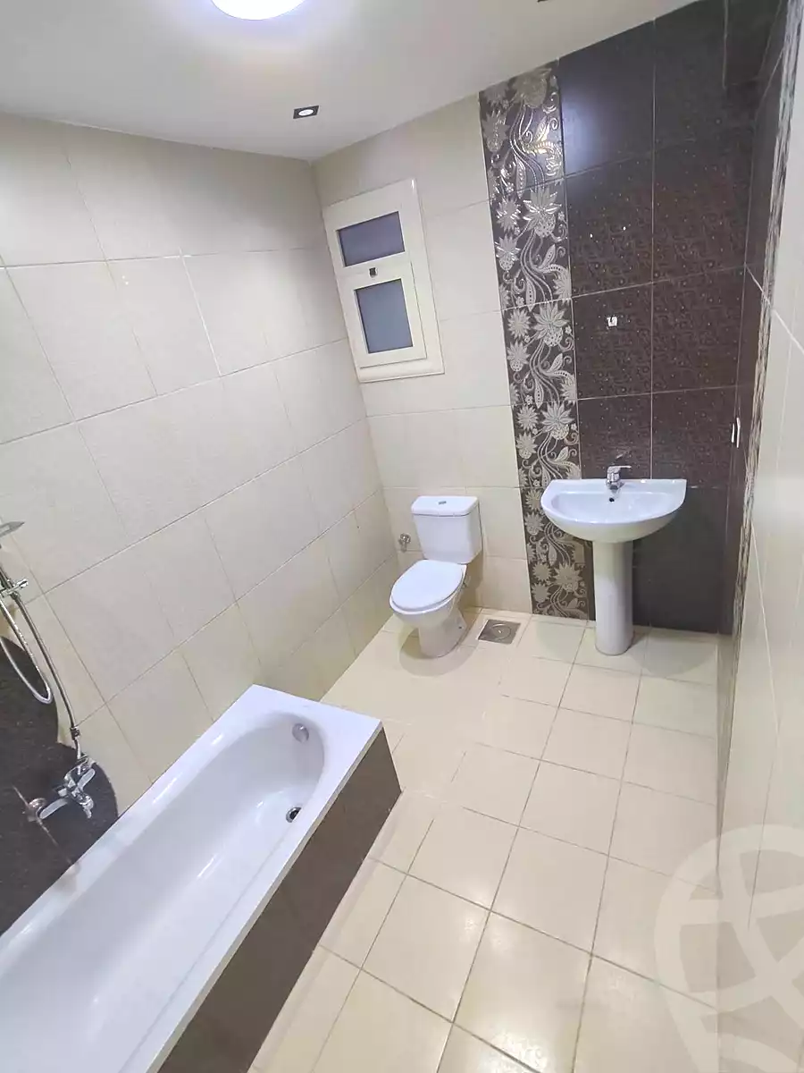 https://aqarmap.com.eg/ar/listing/7140829-for-sale-alexandria-sydy-bshr-sydy-bshr-bhry-shr-mhmwd-l-yswy