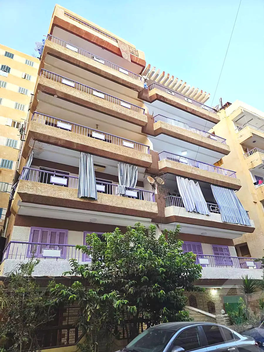 https://aqarmap.com.eg/ar/listing/7140963-for-sale-alexandria-al-agamy-shataa-el-nakheel