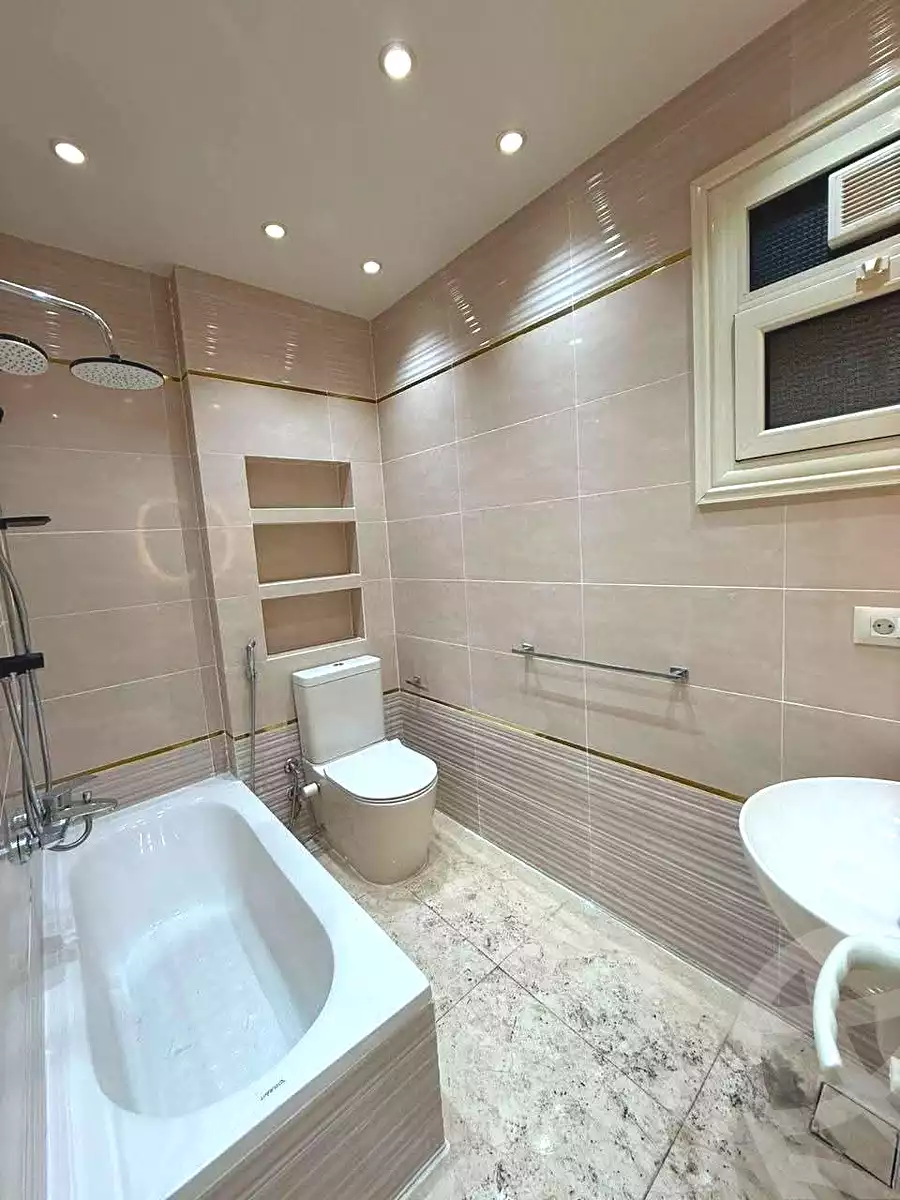 https://aqarmap.com.eg/ar/listing/7140968-for-sale-alexandria-sydy-bshr-sydy-bshr-bhry-mohamed-el-srafi-st.