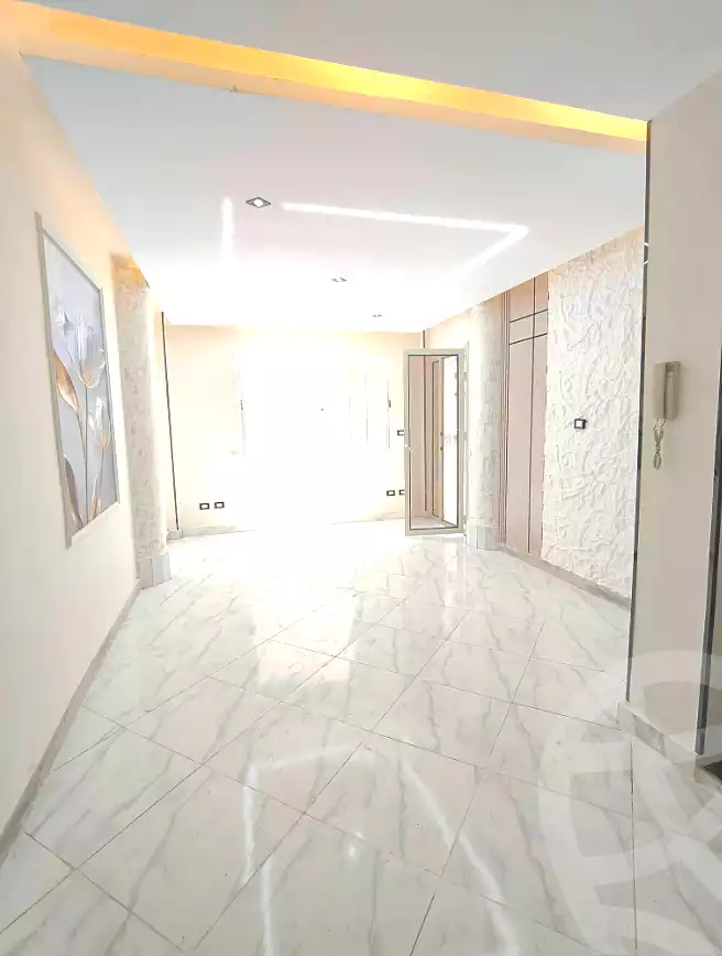 https://aqarmap.com.eg/ar/listing/7141029-for-sale-alexandria-sydy-bshr-sydy-bshr-bhry