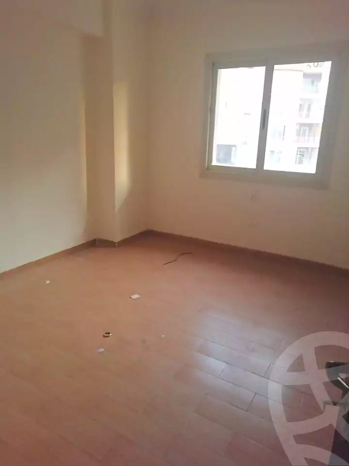 https://aqarmap.com.eg/ar/listing/7141110-for-sale-cairo-new-cairo-compounds-dar-misr-el-koronfel