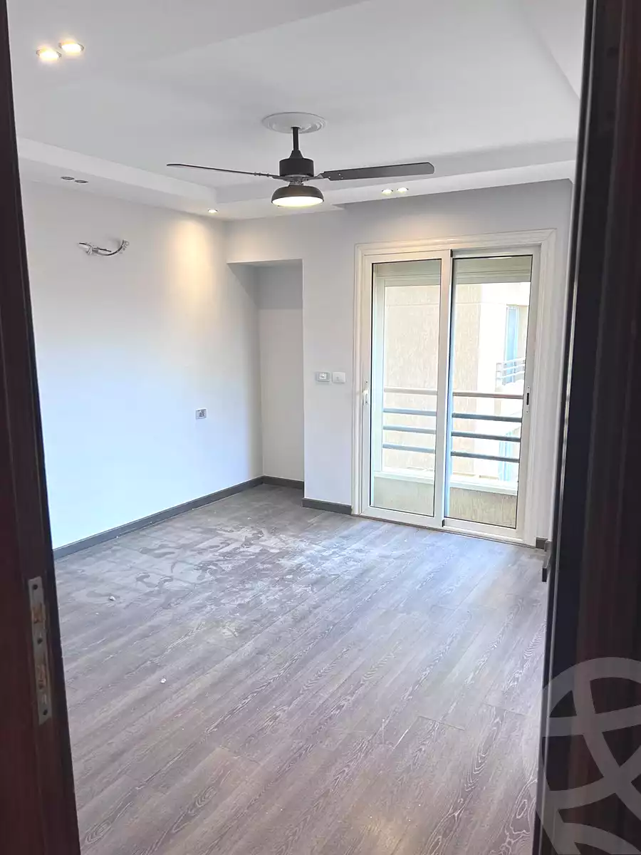 https://aqarmap.com.eg/en/listing/7141101-for-rent-cairo-new-cairo-compounds-the-square