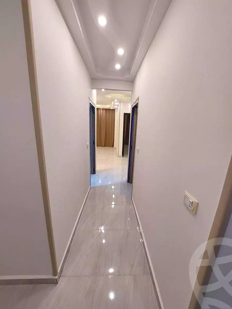 https://aqarmap.com.eg/en/listing/7141360-for-sale-cairo-helwan-helwan-el-sharkeya-saleh-sobhy-st