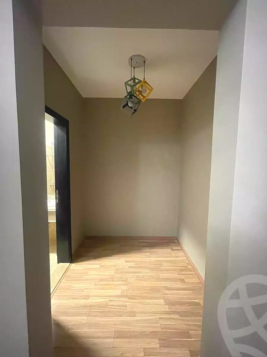 https://aqarmap.com.eg/ar/listing/7141691-for-rent-cairo-el-sheikh-zayed-city-compounds-dh-drys