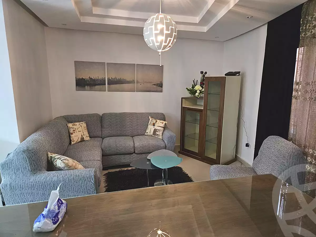 https://aqarmap.com.eg/ar/listing/7141747-for-rent-cairo-el-sheikh-zayed-city-el-hay-elthamen-area-1