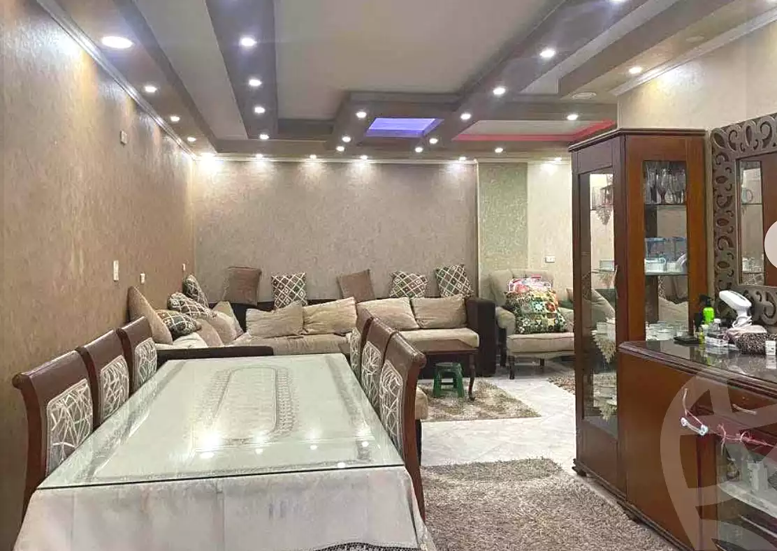 https://aqarmap.com.eg/en/listing/7141774-for-sale-cairo-helwan-mahmoud-zaki-st
