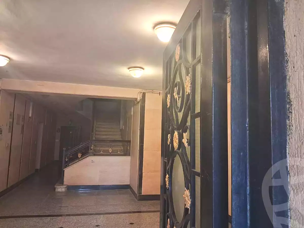 https://aqarmap.com.eg/ar/listing/7141815-for-rent-cairo-el-sheikh-zayed-city-compounds-el-khamayel