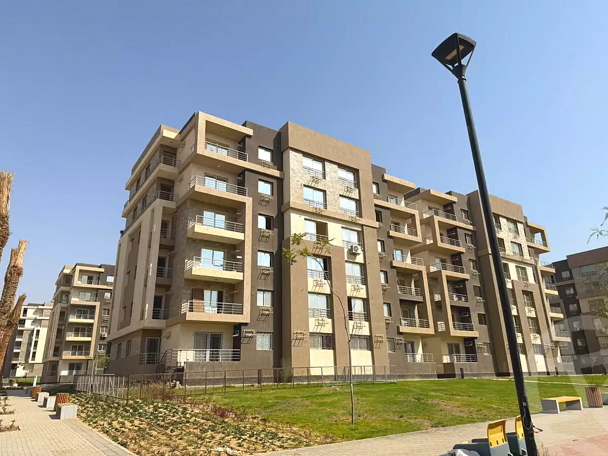 https://aqarmap.com.eg/ar/listing/7141833-for-rent-cairo-el-sheikh-zayed-city-compounds-jn-zyd
