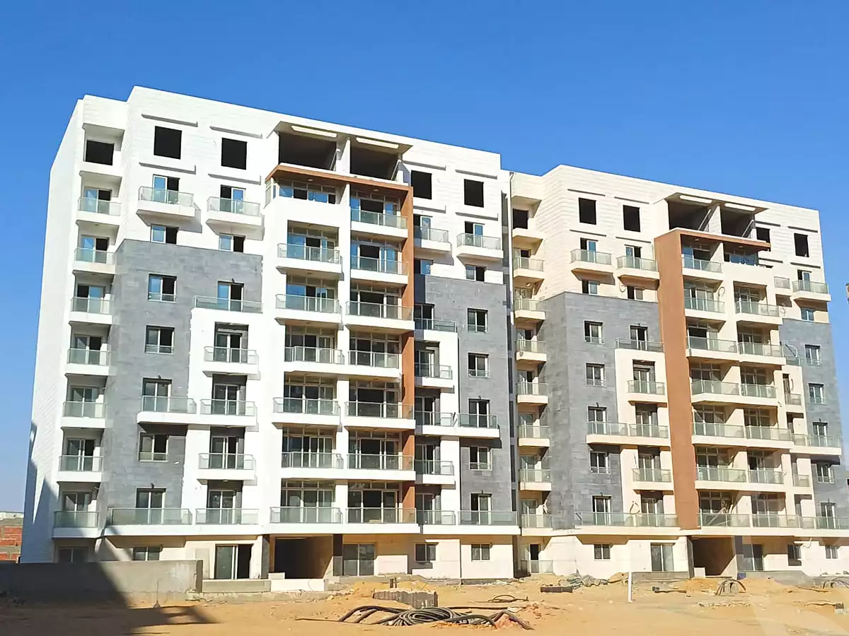 https://aqarmap.com.eg/en/listing/7141874-for-sale-cairo-new-administrative-capital-r7-oia