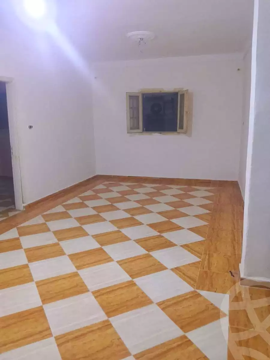 https://aqarmap.com.eg/ar/listing/7141887-for-rent-alexandria-al-agamy-bw-ywsf