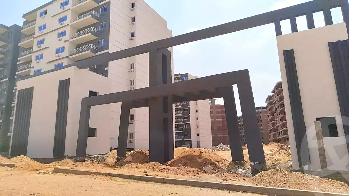 https://aqarmap.com.eg/en/listing/7142044-for-sale-cairo-new-administrative-capital-r7-kmbwnd-stw