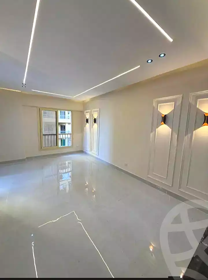 https://aqarmap.com.eg/en/listing/7142218-for-sale-alexandria-lauran