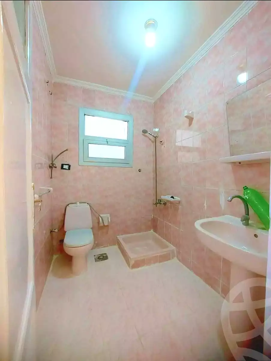 https://aqarmap.com.eg/ar/listing/7142308-for-sale-alexandria-al-agamy-shataa-el-nakheel