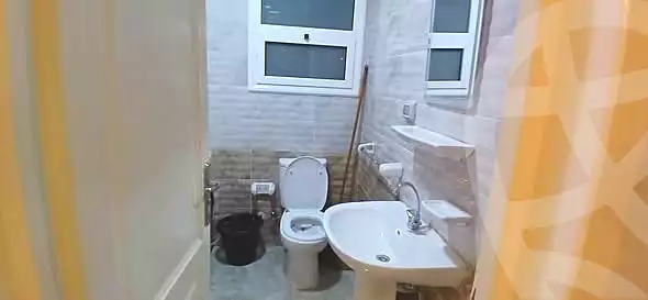 https://aqarmap.com.eg/ar/listing/7142422-for-rent-cairo-ljyz-shareaa-morad  charel degol