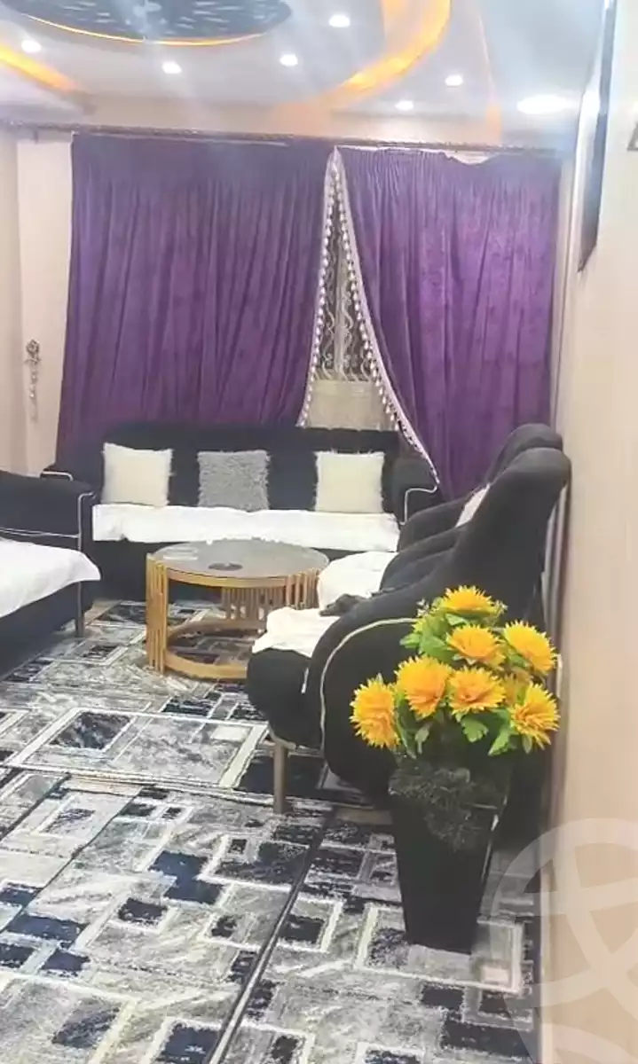https://aqarmap.com.eg/en/listing/7142931-for-sale-cairo-helwan-hadayek-helwan-el-eshrein-st